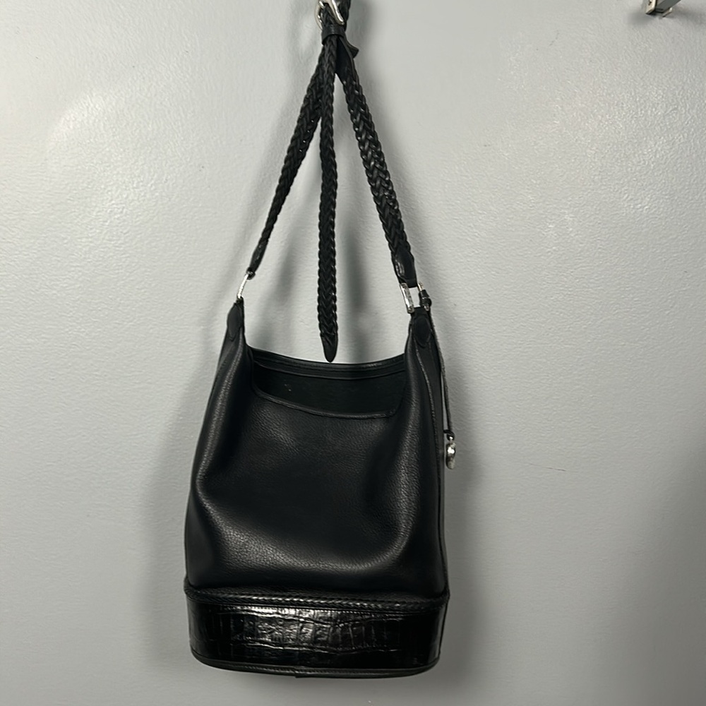 Brighton Women’s Black Pebble Leather  Bucket Shoulder Crossbody bag A 098148